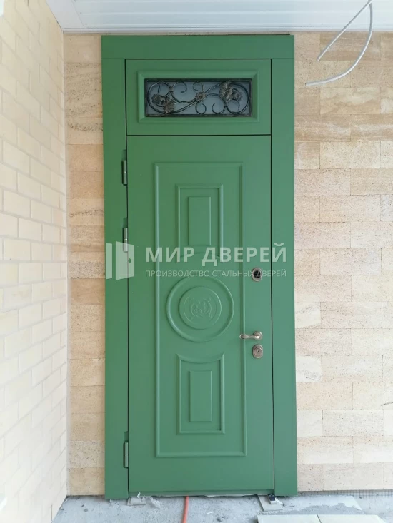 Дверь с терморазрывом и фрамугой - фото